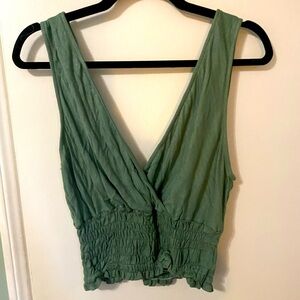 New green cute crop tank top size L